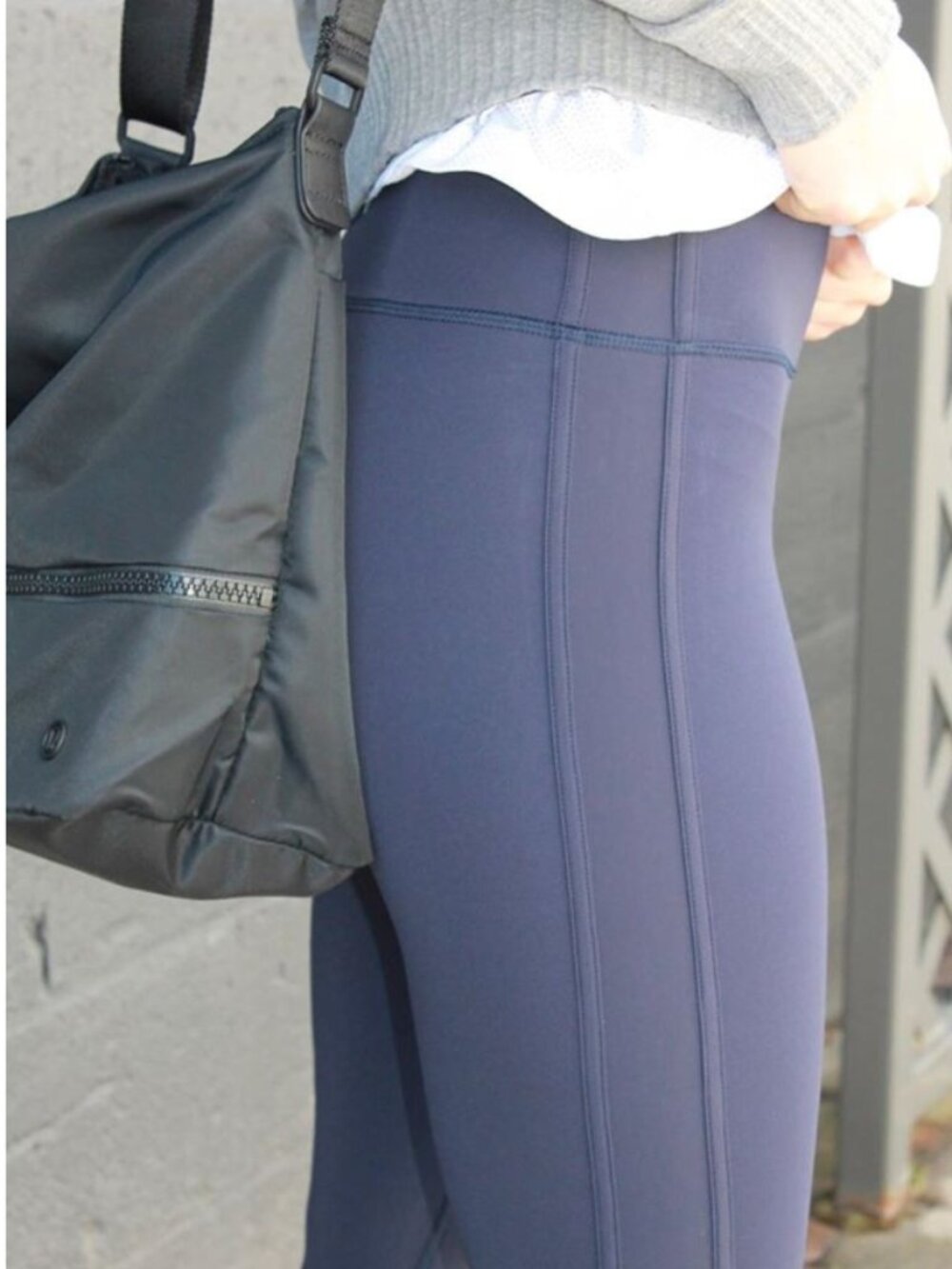 Lululemon Go Lightly Black Nylon Crossbody Bag Adjustable Strap Zip Pockets - Picture 11 of 11